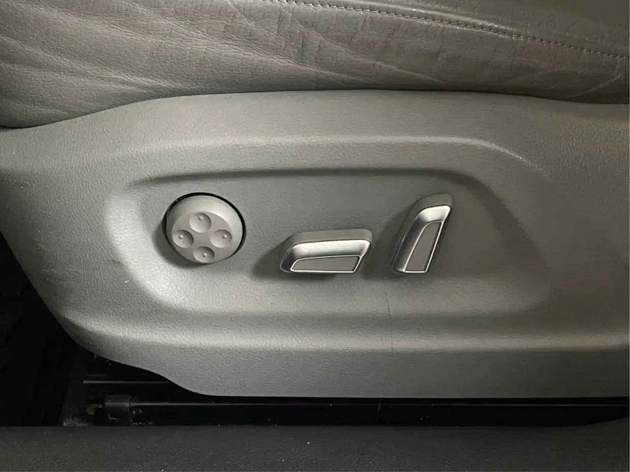 Audi Q3 снимка Audi Q3