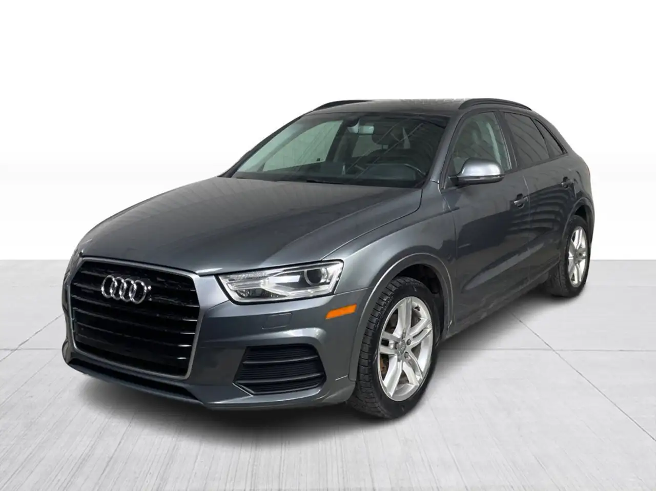 Audi Q3 снимка Audi Q3