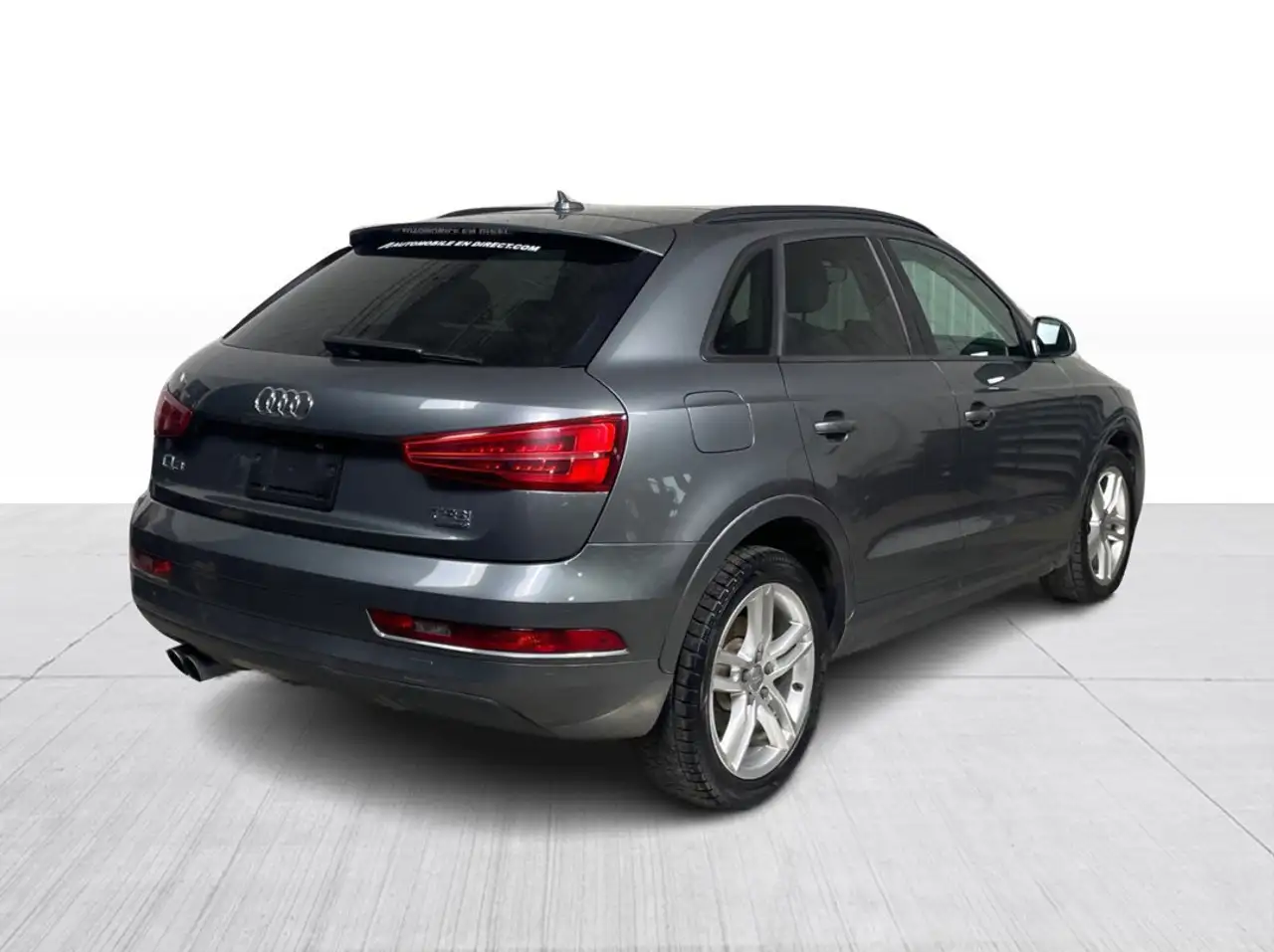 Audi Q3 снимка Audi Q3