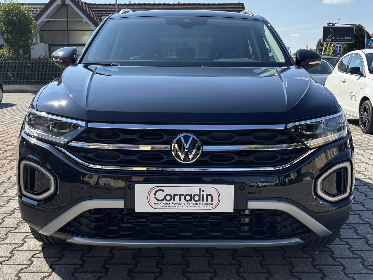 Volkswagen T-Roc T-Roc  1.0 tsi Style 81kw 110cv Zwart - 2