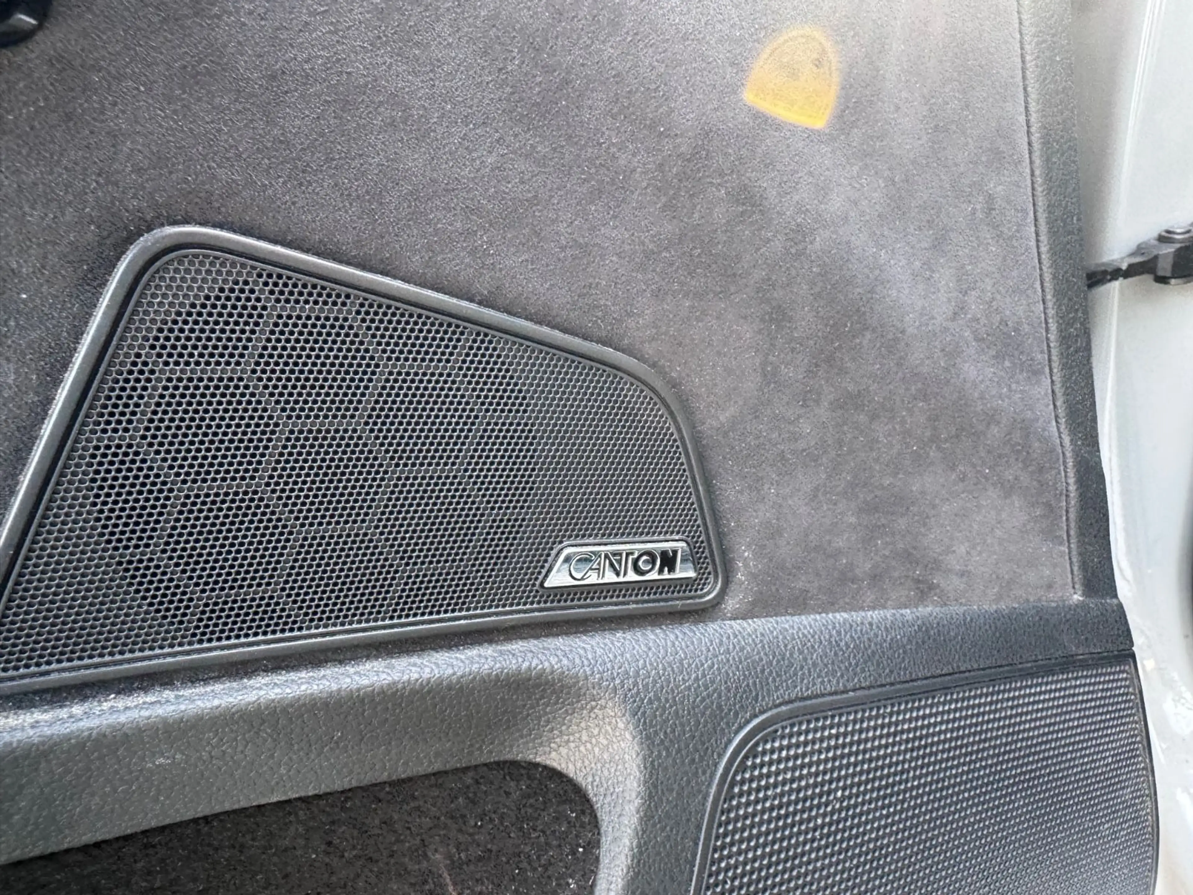 Skoda Superb Combi Sportline Pano Werksgarantie — photo 11