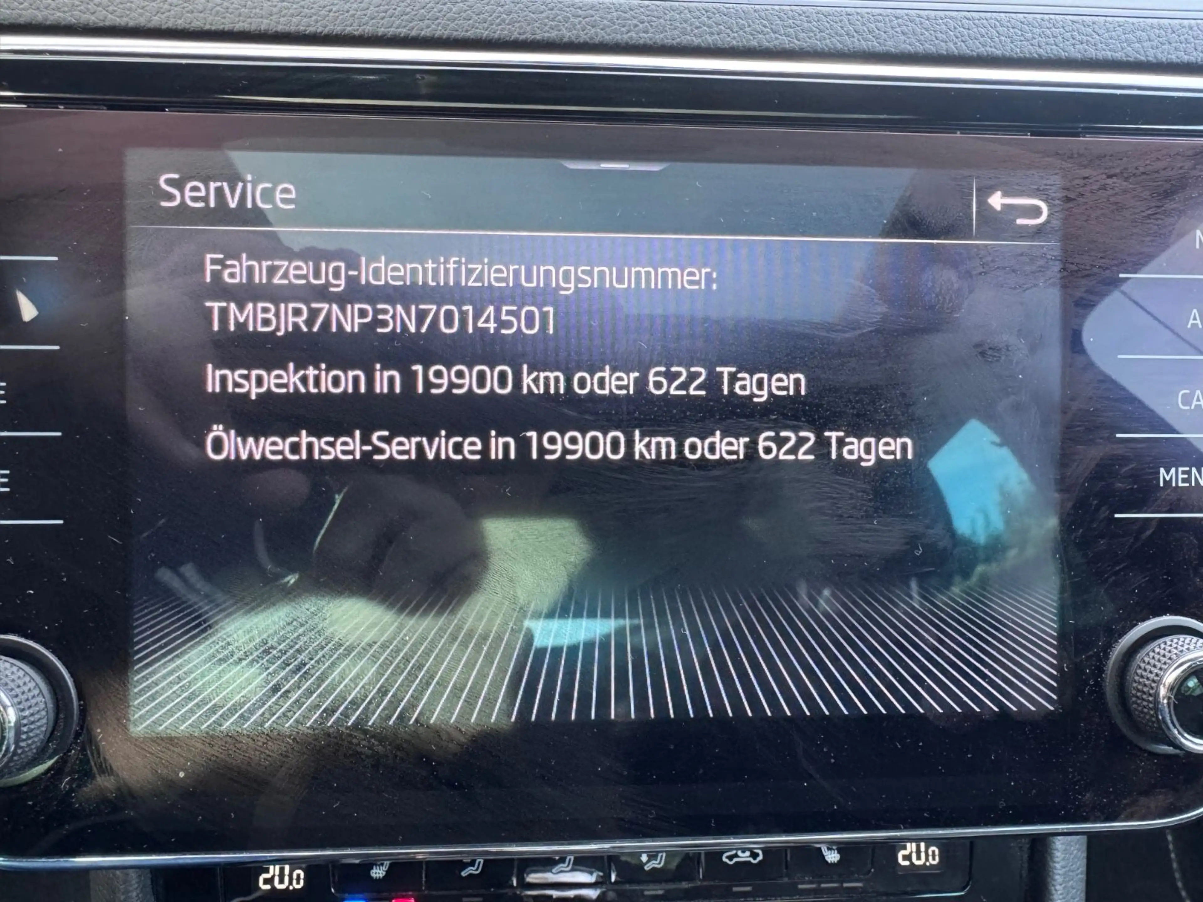 Skoda Superb Combi Sportline Pano Werksgarantie — photo 15