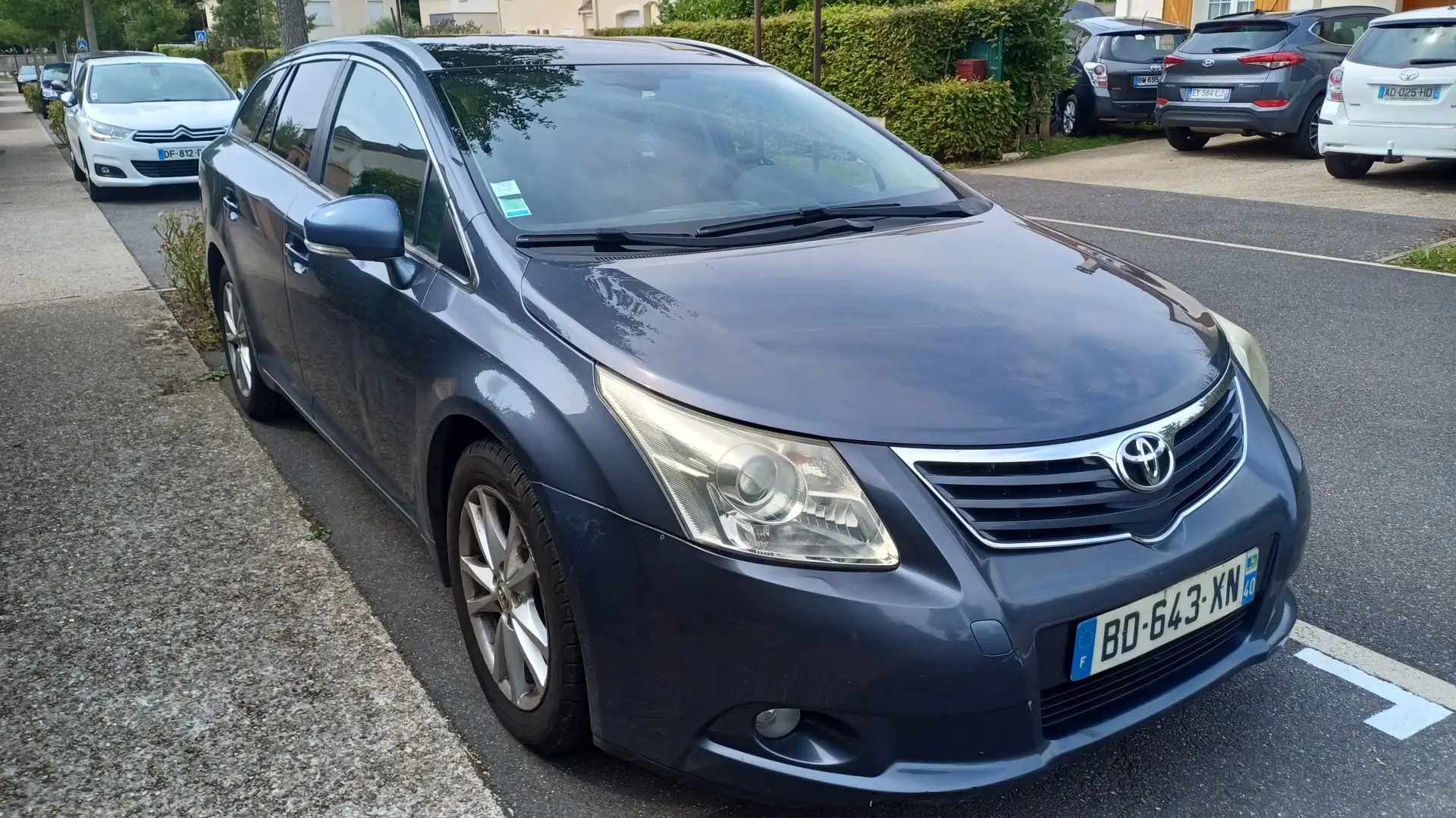 Toyota Avensis SW 126 D-4D FAP SkyView Edition - 2