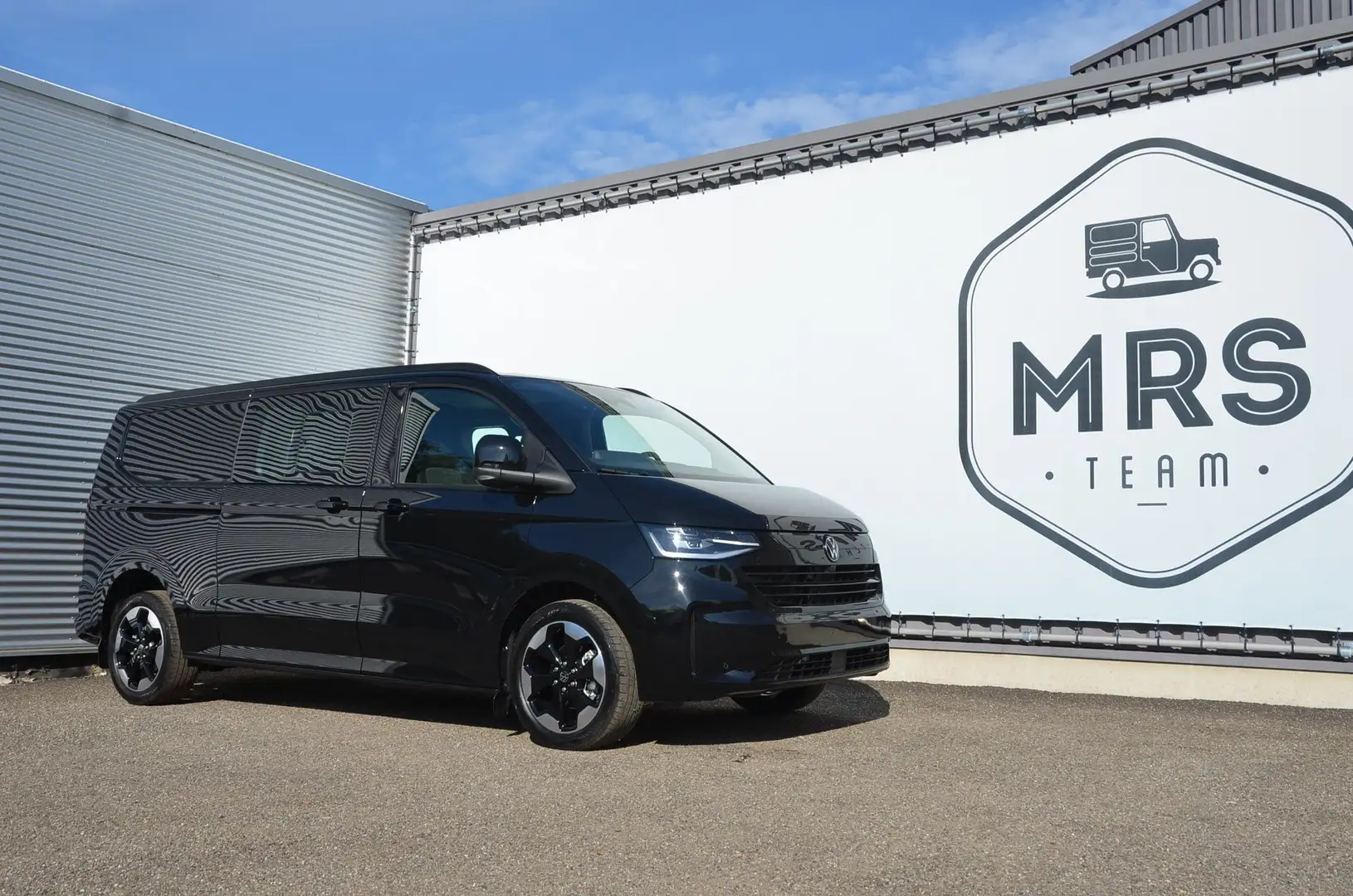 Volkswagen T7 Transporter - L2- Dubbelcab- ACC- DSG- 170Pk- Nieuw- 45990+BTW Noir - 1