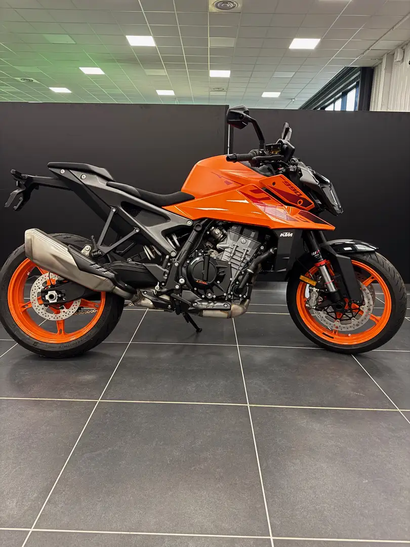 KTM 990 Duke - 2