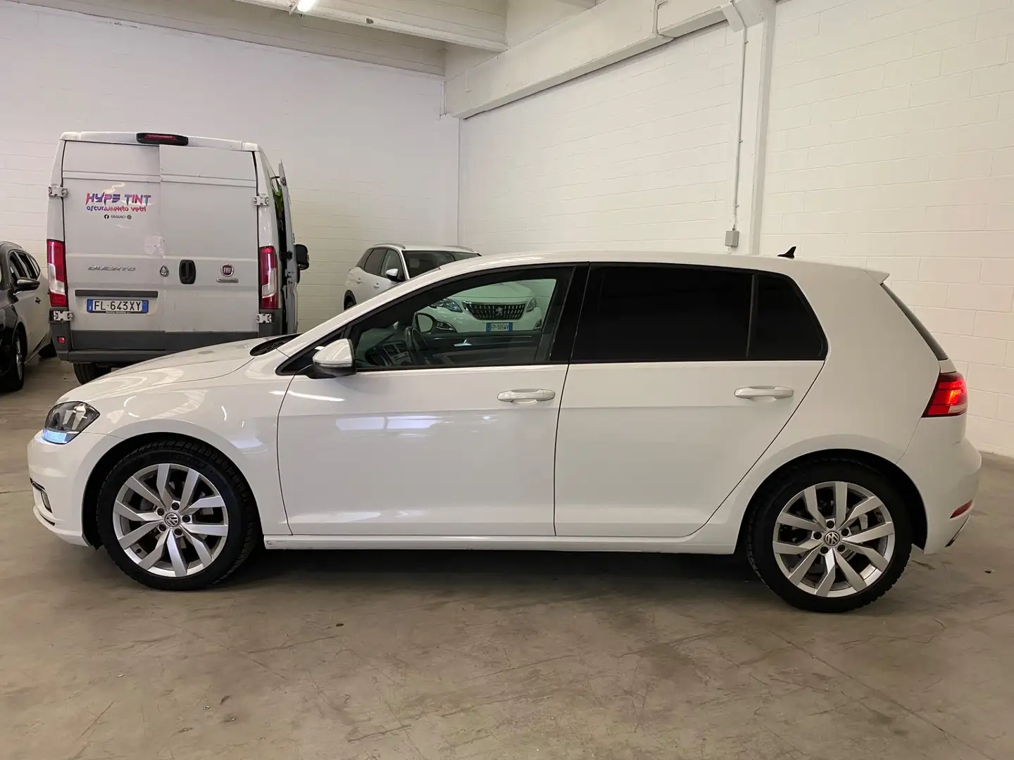 Volkswagen Golf 1.6 TDI 115 CV DSG 5p. Executive BlueMotion Techno Bianco - 2