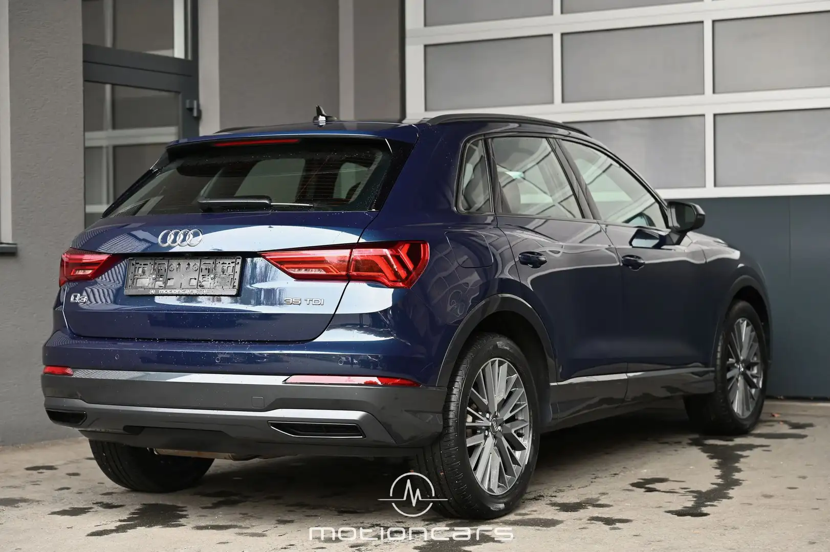 Audi Q3 35 2.0 TDI advanced S-tronic Blau - 2