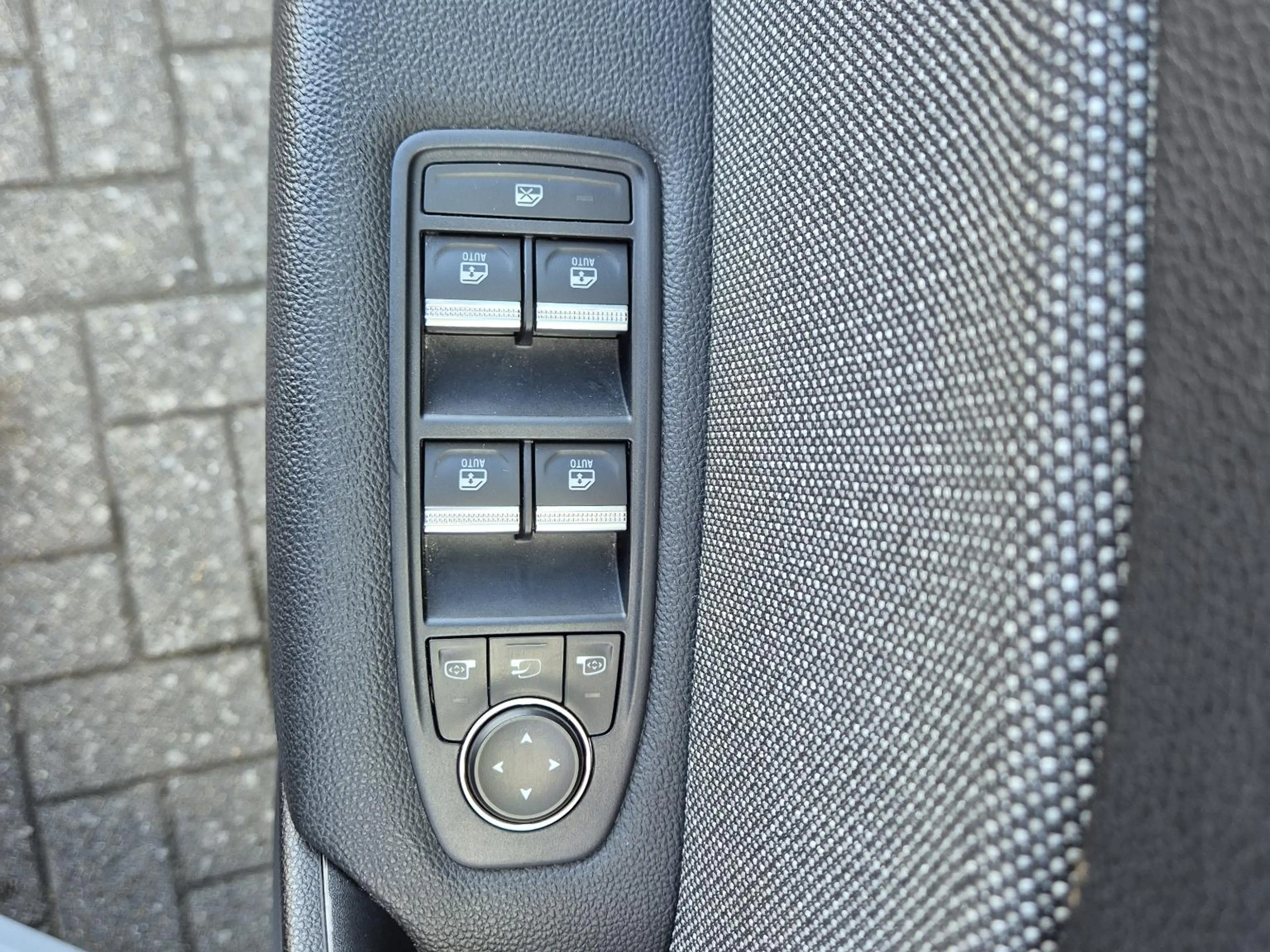 Renault Captur 1.8 E-Tech full hybrid 160 techno Nw. Model!!, Ada — photo 26