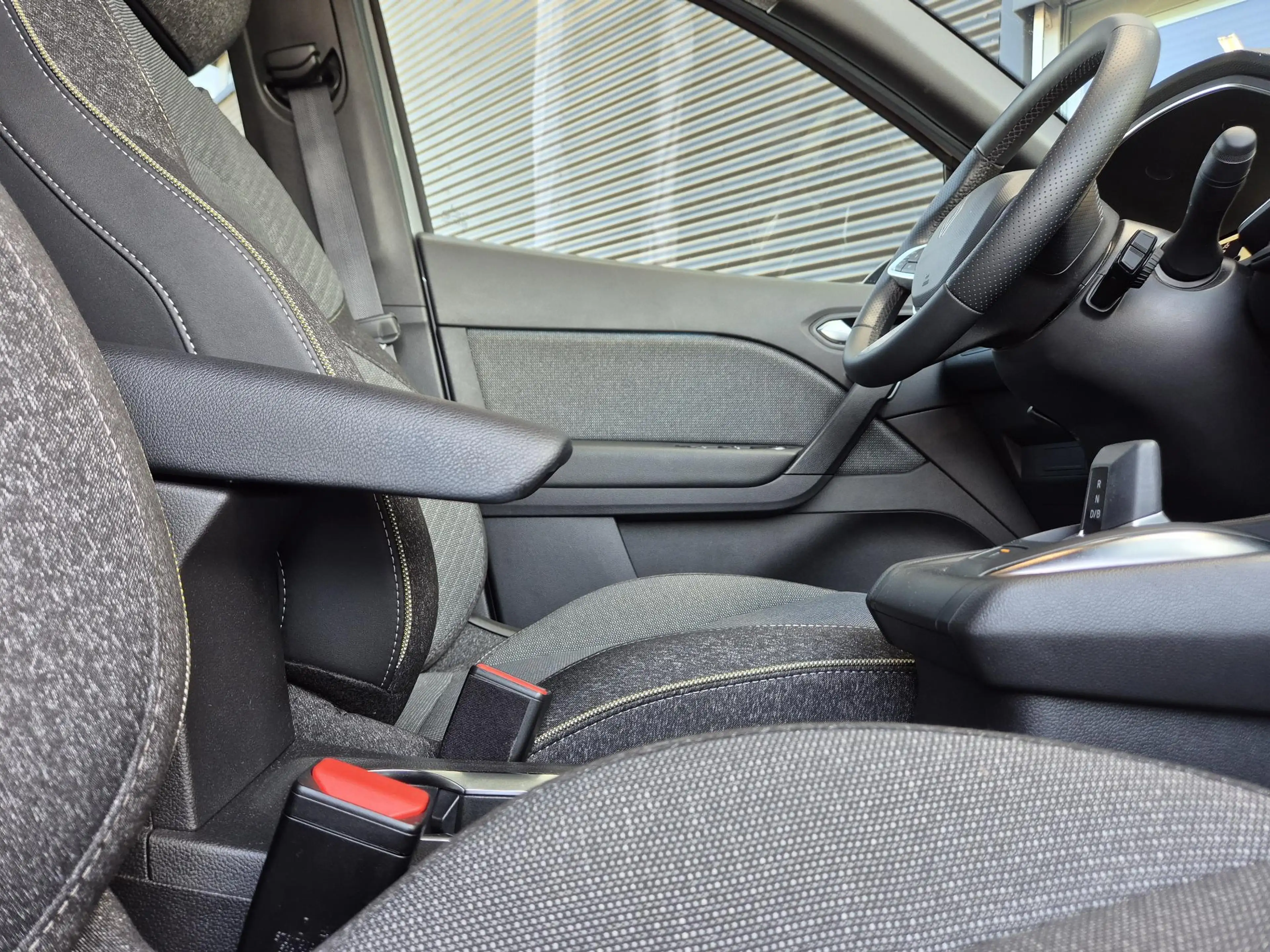 Renault Captur 1.8 E-Tech full hybrid 160 techno Nw. Model!!, Ada — photo 32