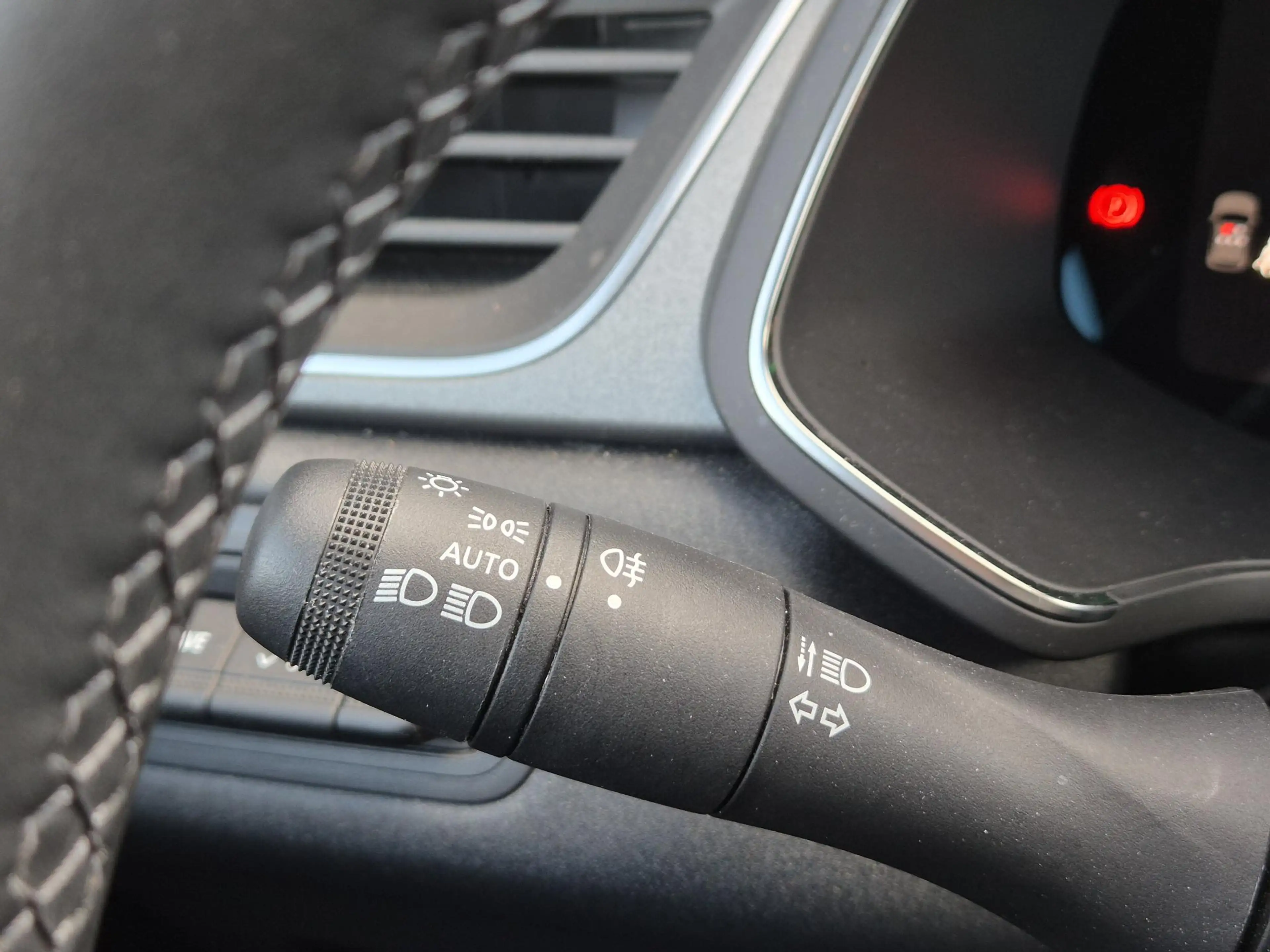 Renault Captur 1.8 E-Tech full hybrid 160 techno Nw. Model!!, Ada — photo 14