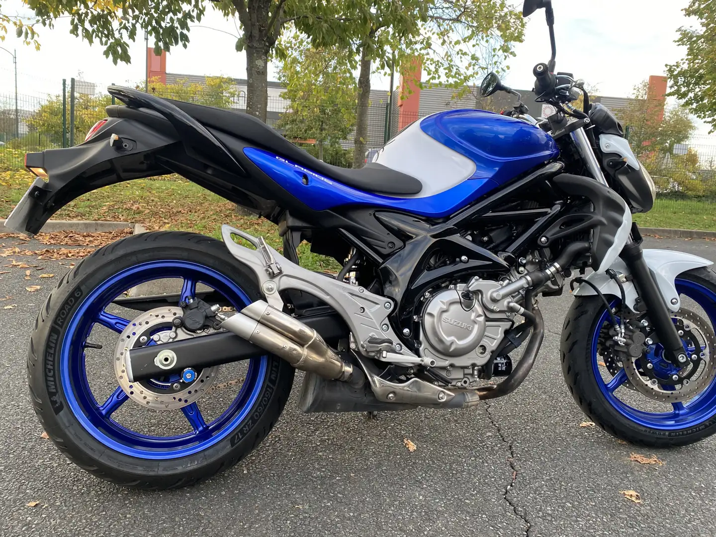 Suzuki Gladius 650 - 2