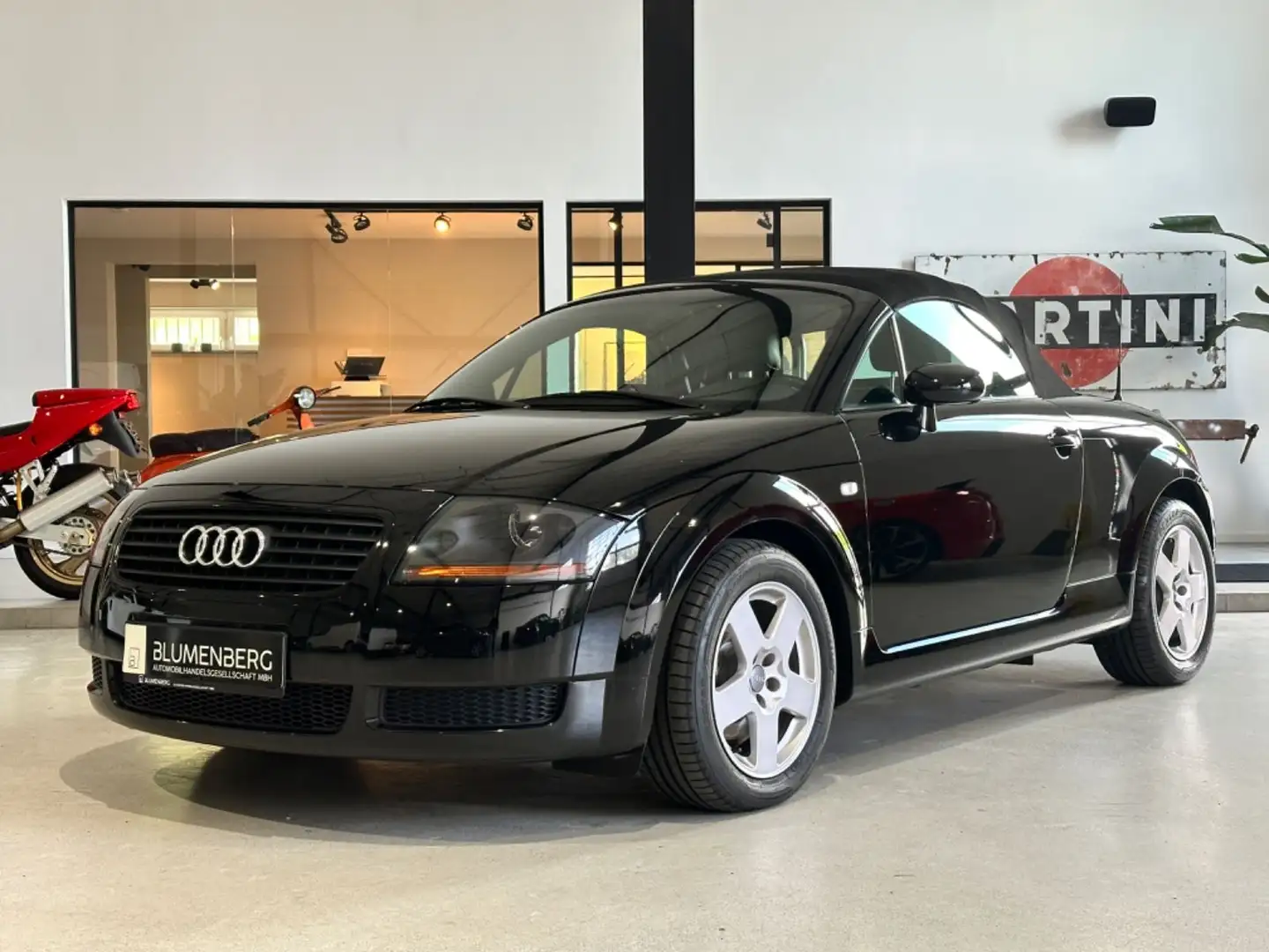Audi TT 1.8 T  Roadster *85tkm,Leder ,Kultklassiker* Schwarz - 1