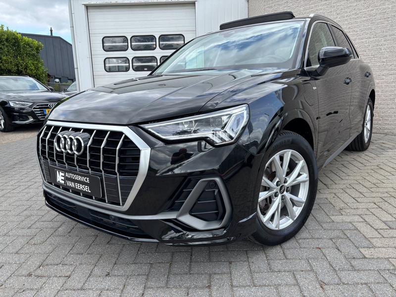 Audi Q3 45 TFSI e S edition PANO / S-LINE / LEDER ALCANTAR