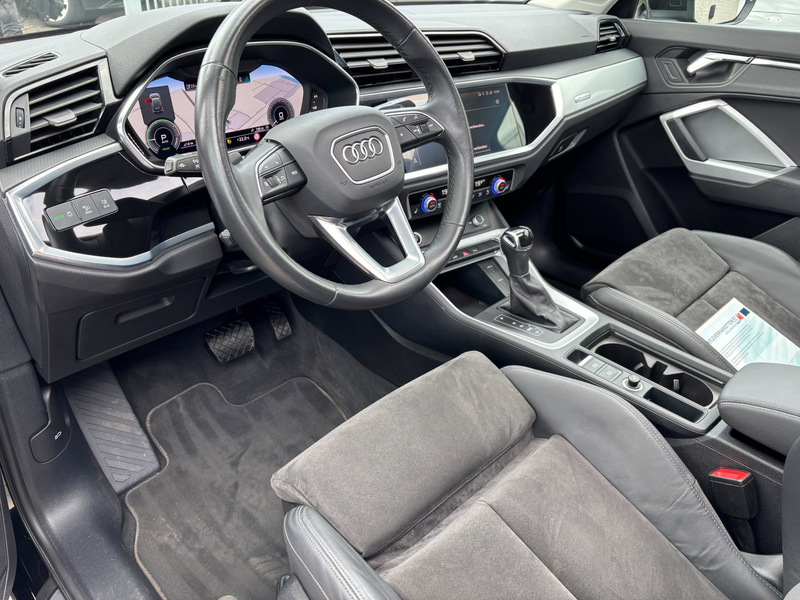 Audi Q3 45 TFSI e S edition PANO / S-LINE / LEDER ALCANTAR — photo 4