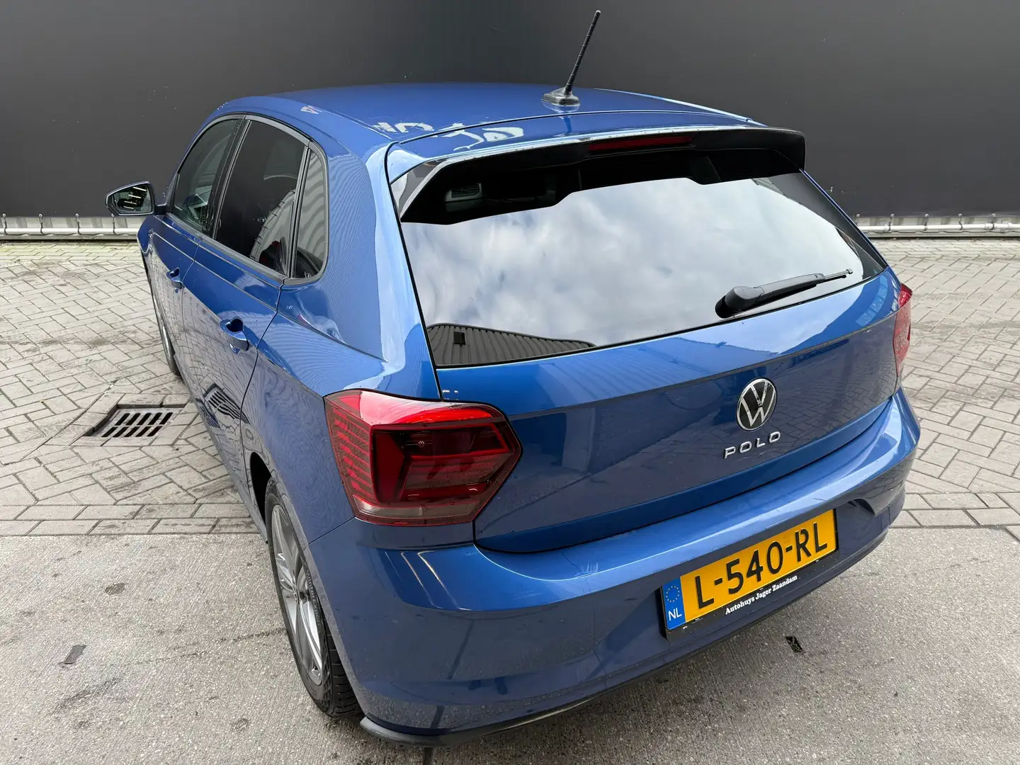 Volkswagen Polo 1.0 TSI R-Line Edition Pano Carplay Blau - 2