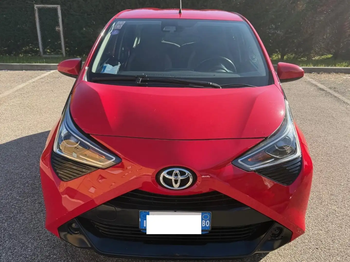 Toyota Aygo 1.0 - NEOPATENTATI - 12 MESI DI GARANZIA - Rojo - 1