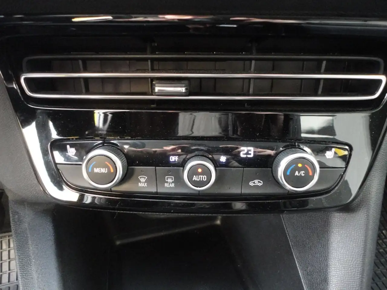 Opel Mokka e Elegance Sitzheizung+Klimaautomatik+Lenk 10