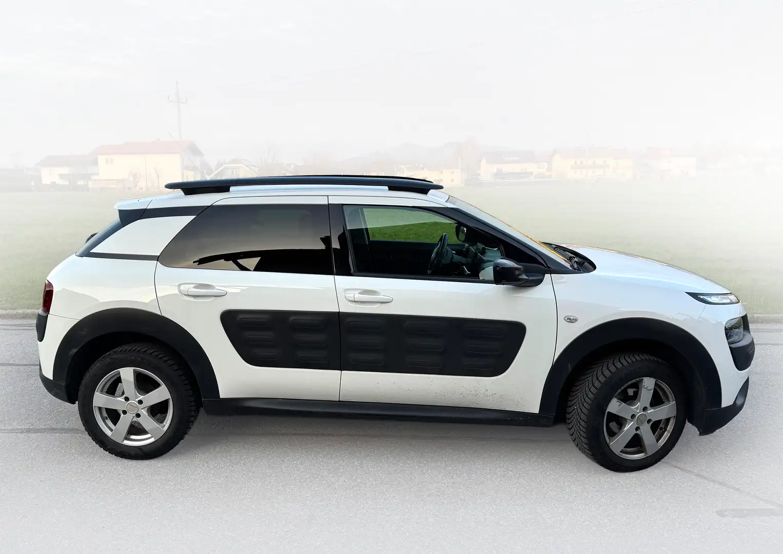 Citroen C4 Cactus C4 Cactus 1,2 VTI82 Shine Shine Weiß - 2