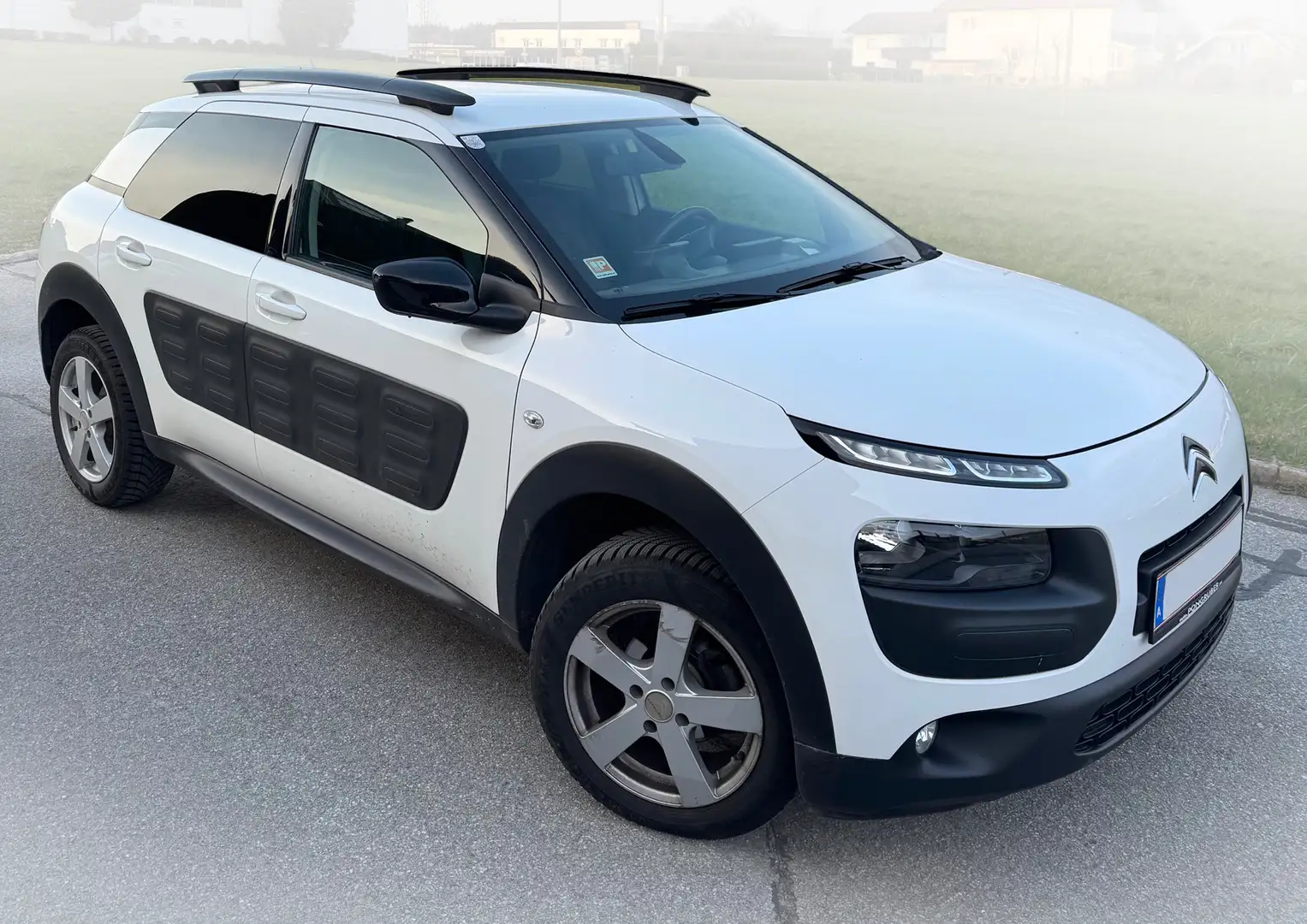 Citroen C4 Cactus C4 Cactus 1,2 VTI82 Shine Shine Weiß - 1