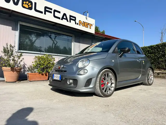 Abarth 695 695 1.4 16v t. t-jet Tributo Ferrari 180cv MTA