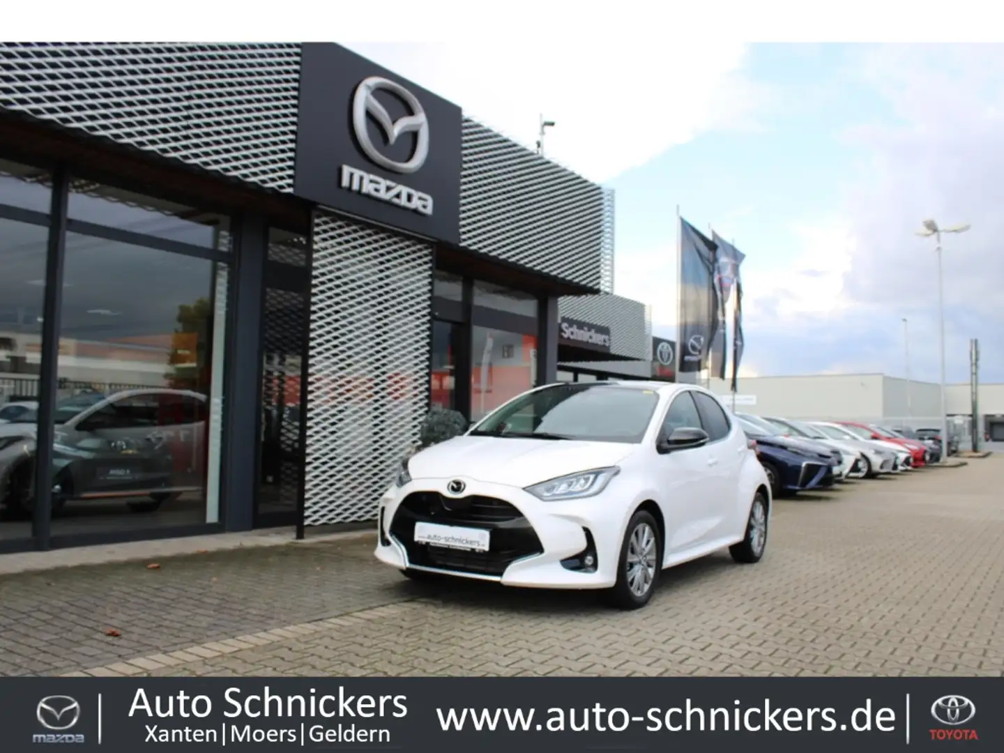 Mazda 2 1.5 AL-SELECT+PANO+CARPLAY+GJ-RÄDER Wit - 1