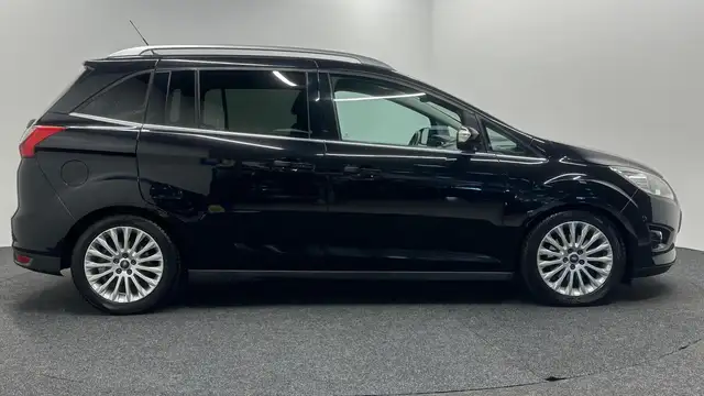 Ford Grand C-Max view 9