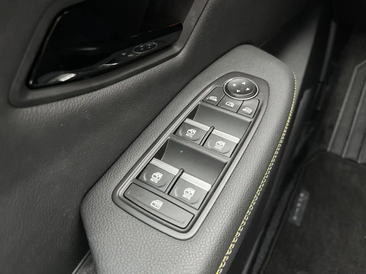 Renault Scenic 2026 — фото 20