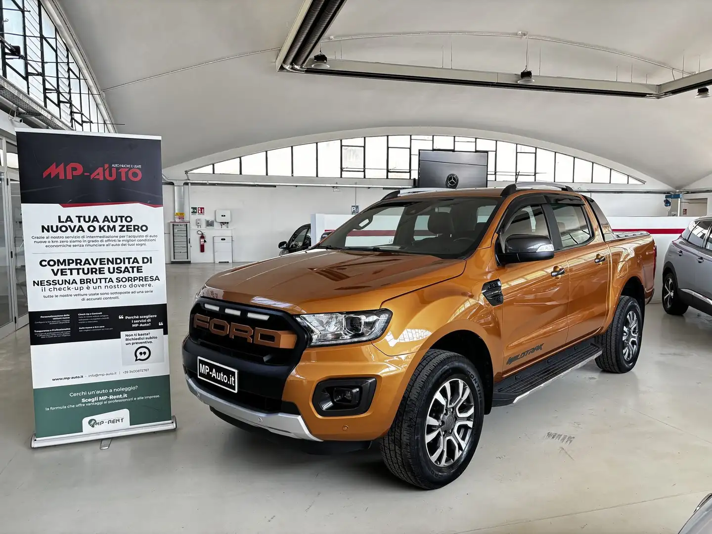 Ford Ranger 2.0 TDCi 4WD wildtrack AUTOMATICO PREZZO FINITO Arancione - 1