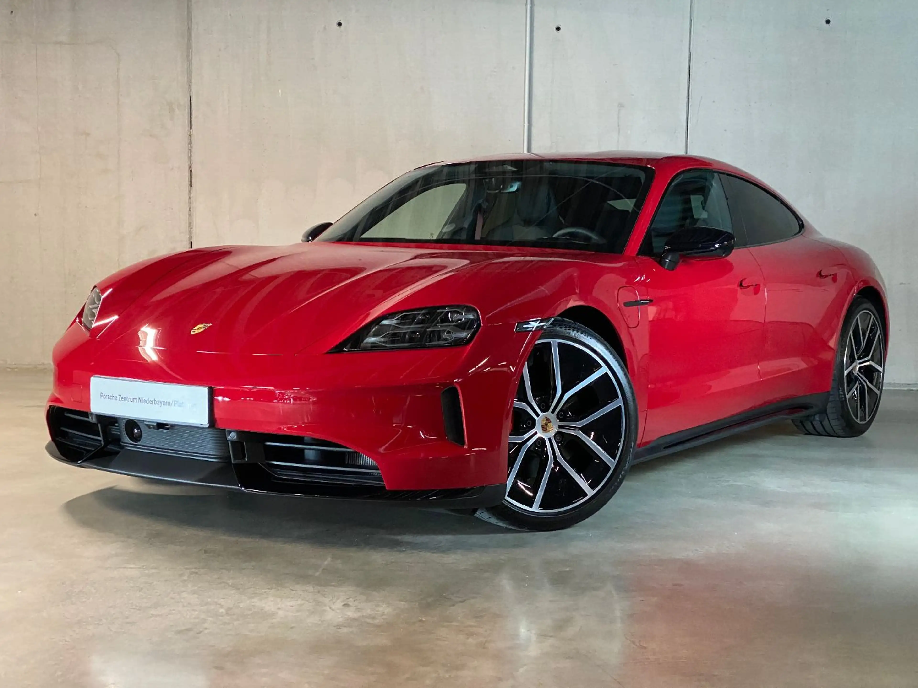 Porsche Taycan 4S Black Edition | InnoDrive | HA-Lenkung — photo 2
