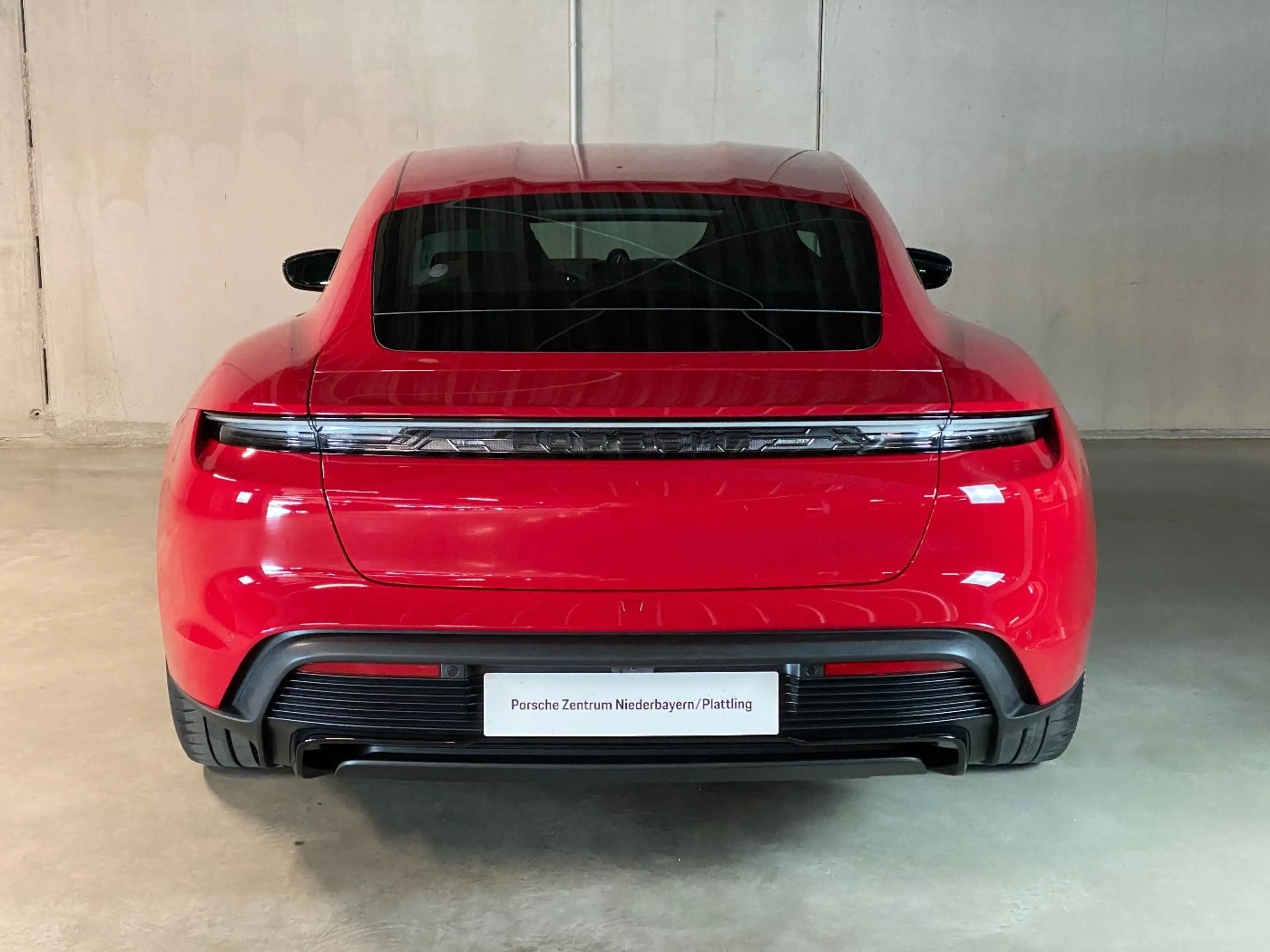 Porsche Taycan 4S Black Edition | InnoDrive | HA-Lenkung — photo 6