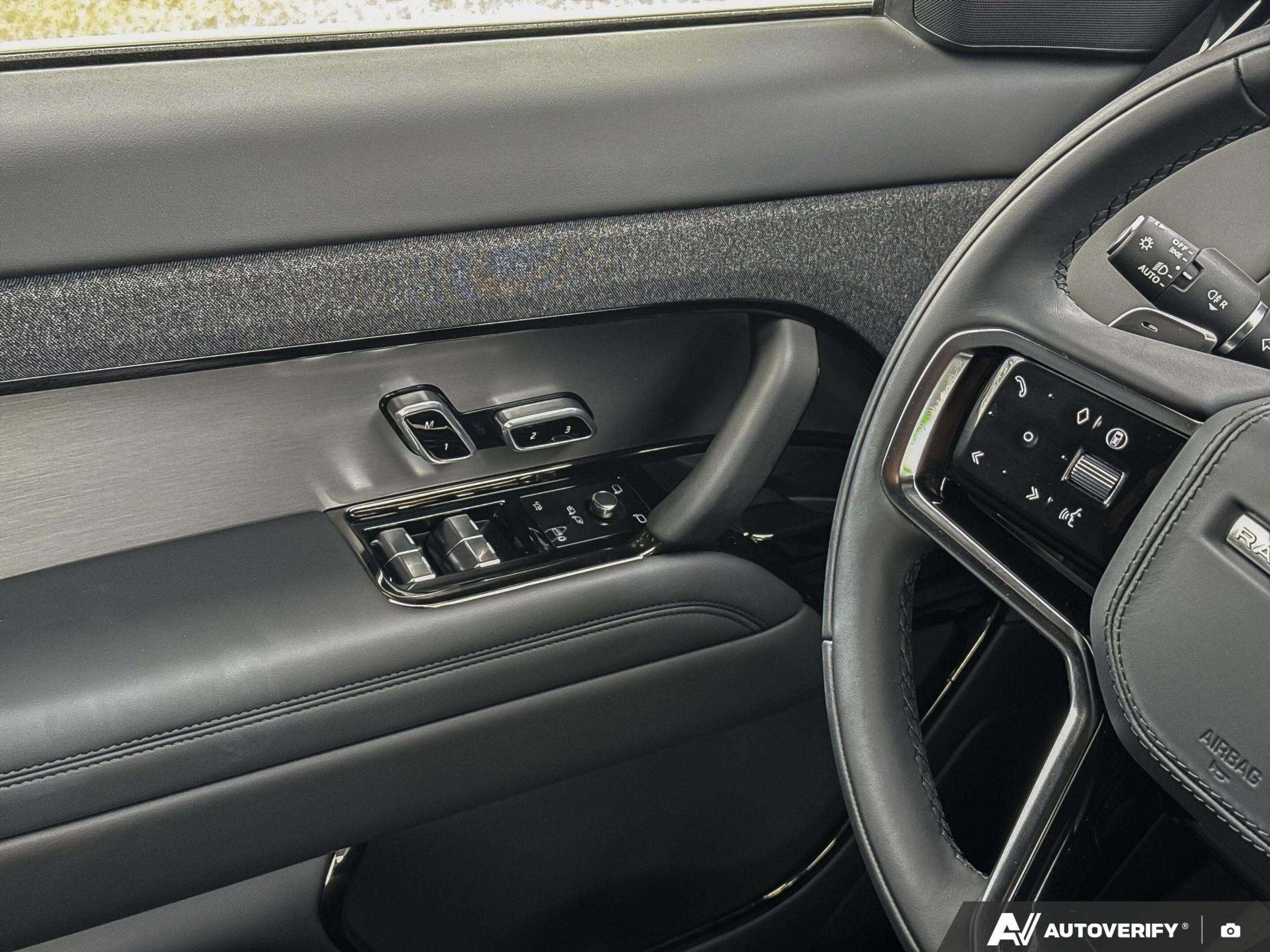 2026 Land Rover Range Rover Sport P360 S thumb 16