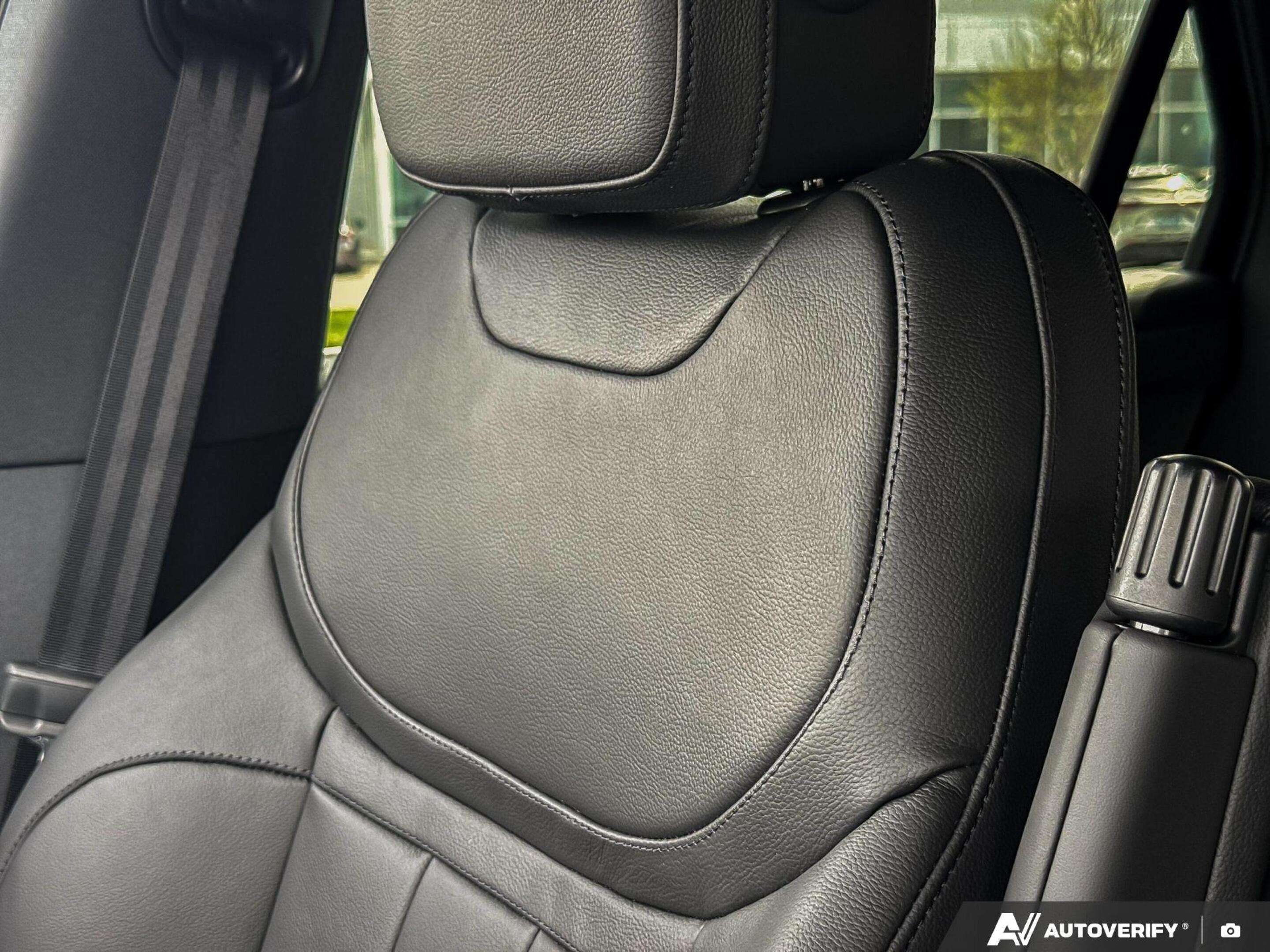 2026 Land Rover Range Rover Sport P360 S thumb 19