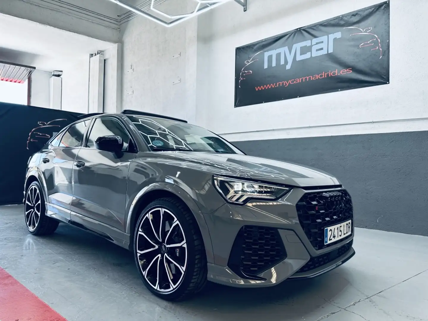 Audi RS Q3 Sportback 2.5 TFSI quattro S tronic Gris - 2