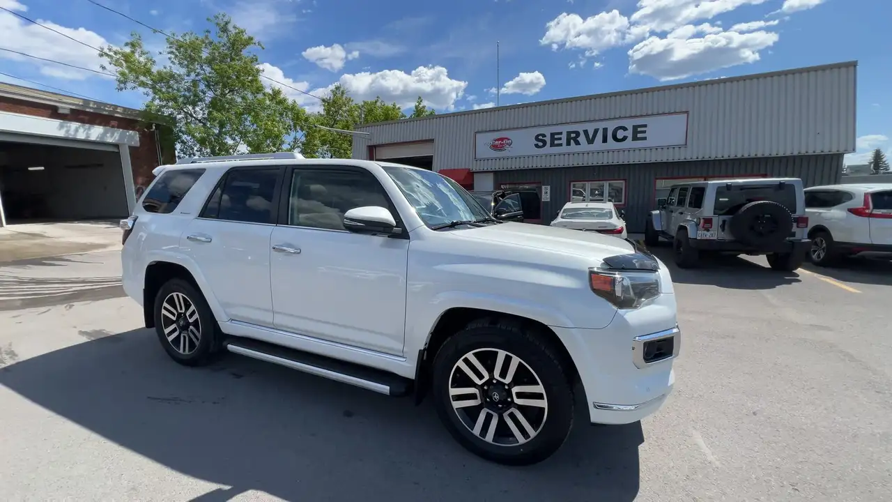 Toyota 4-Runner снимка Toyota 4-Runner