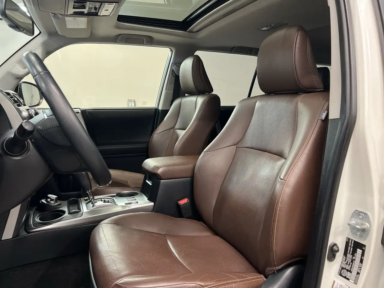 Toyota 4-Runner снимка Toyota 4-Runner