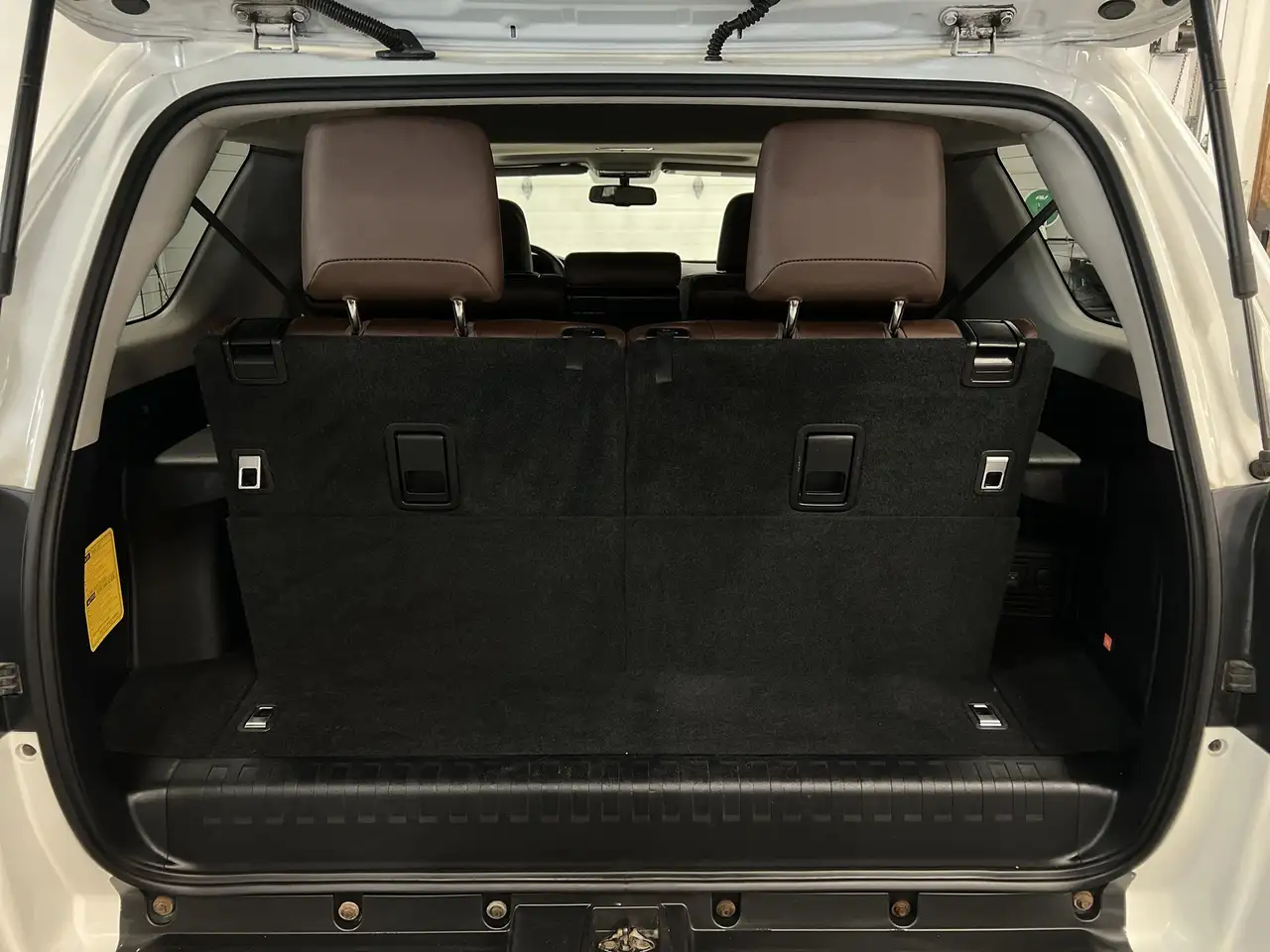 Toyota 4-Runner снимка Toyota 4-Runner