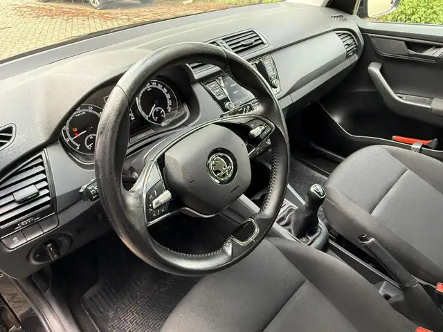 Skoda Fabia view 10