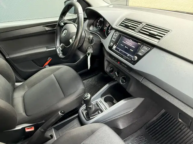 Skoda Fabia view 13