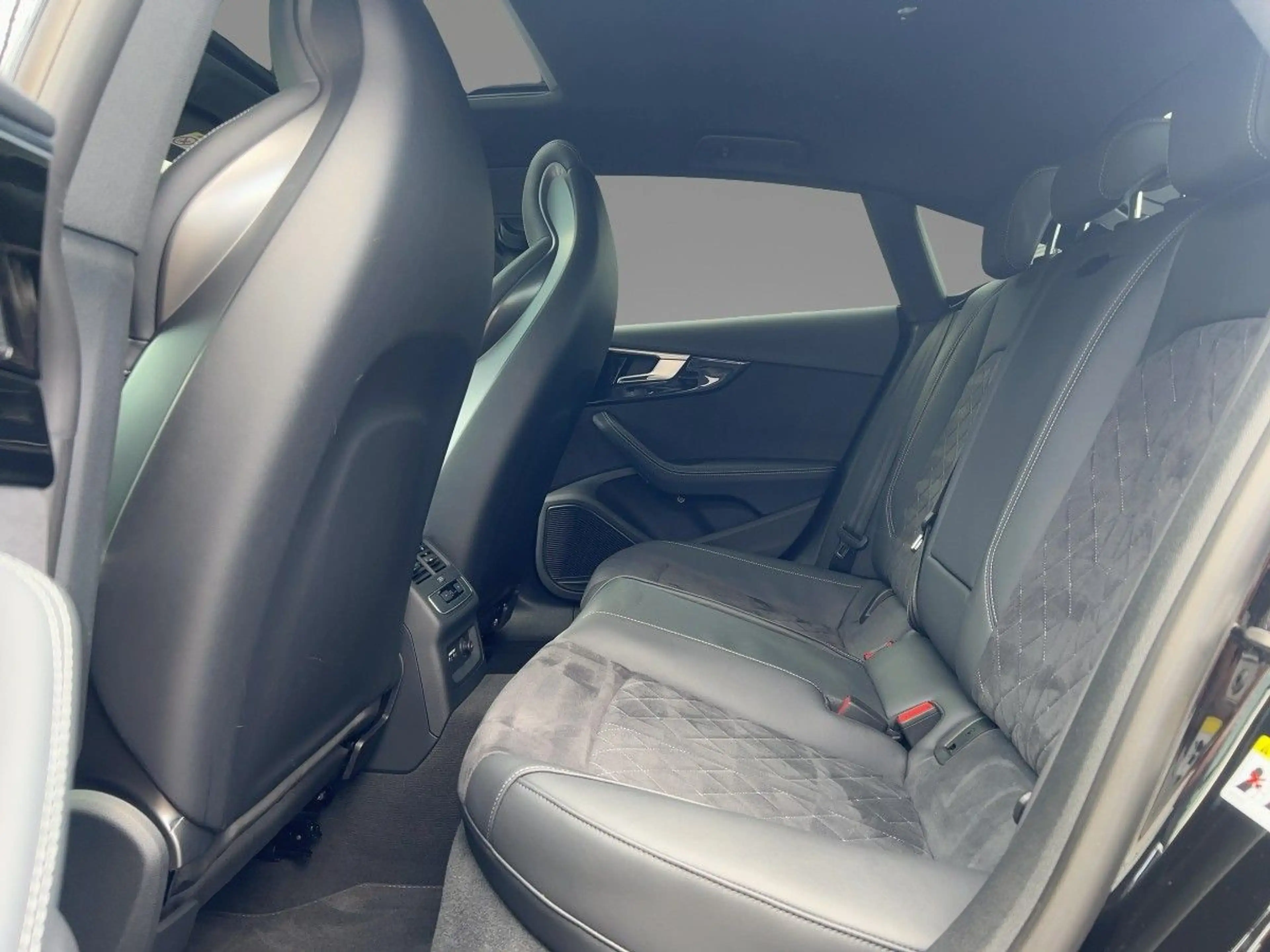 Audi RS5 RS5 Sportback 2.9 TFSI quattro tiptronic B&O Pan — photo 9
