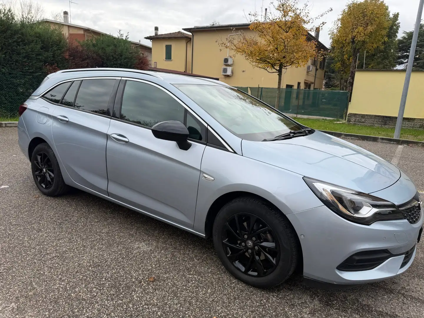 Opel Astra Sports Tourer 1.5 cdti - AUT. - NAV. - GARANTITA - Grau - 2