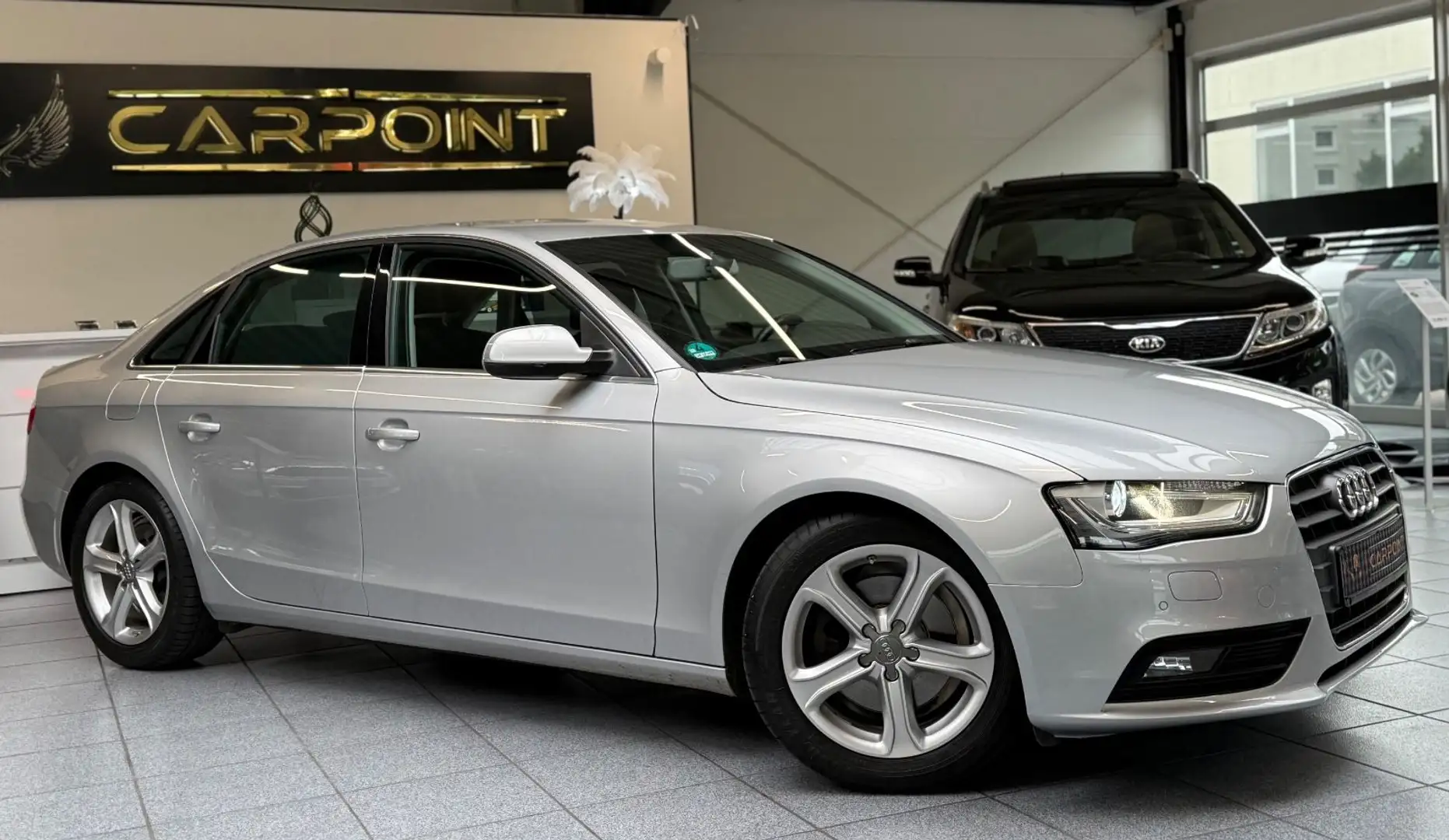Audi A4 Lim. Ambition 2.0. TDI /Xenon/Navi/PDC/BT Argent - 2