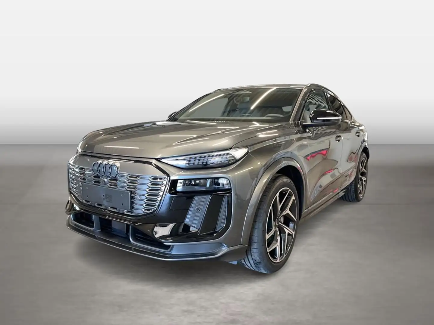 Audi e-tron Q6 Sportback performance Pano ACC Grau - 2