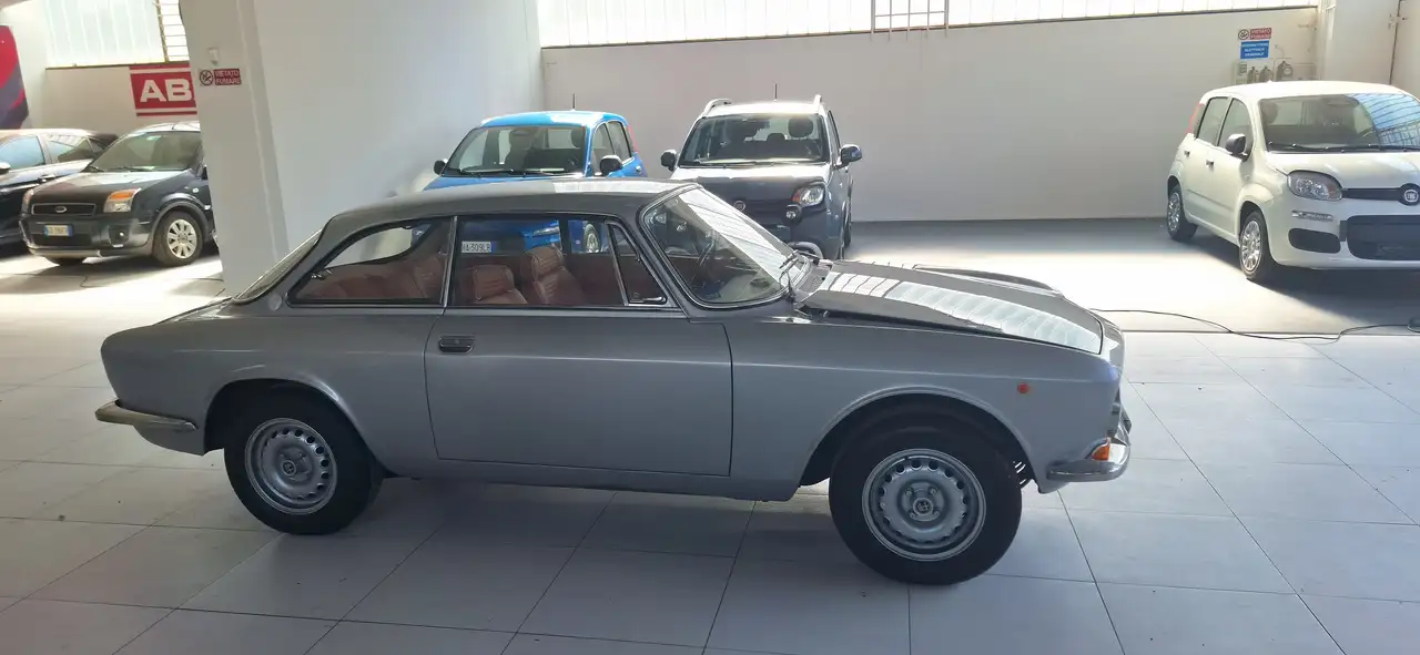 Alfa Romeo GT 1.6, foto 4