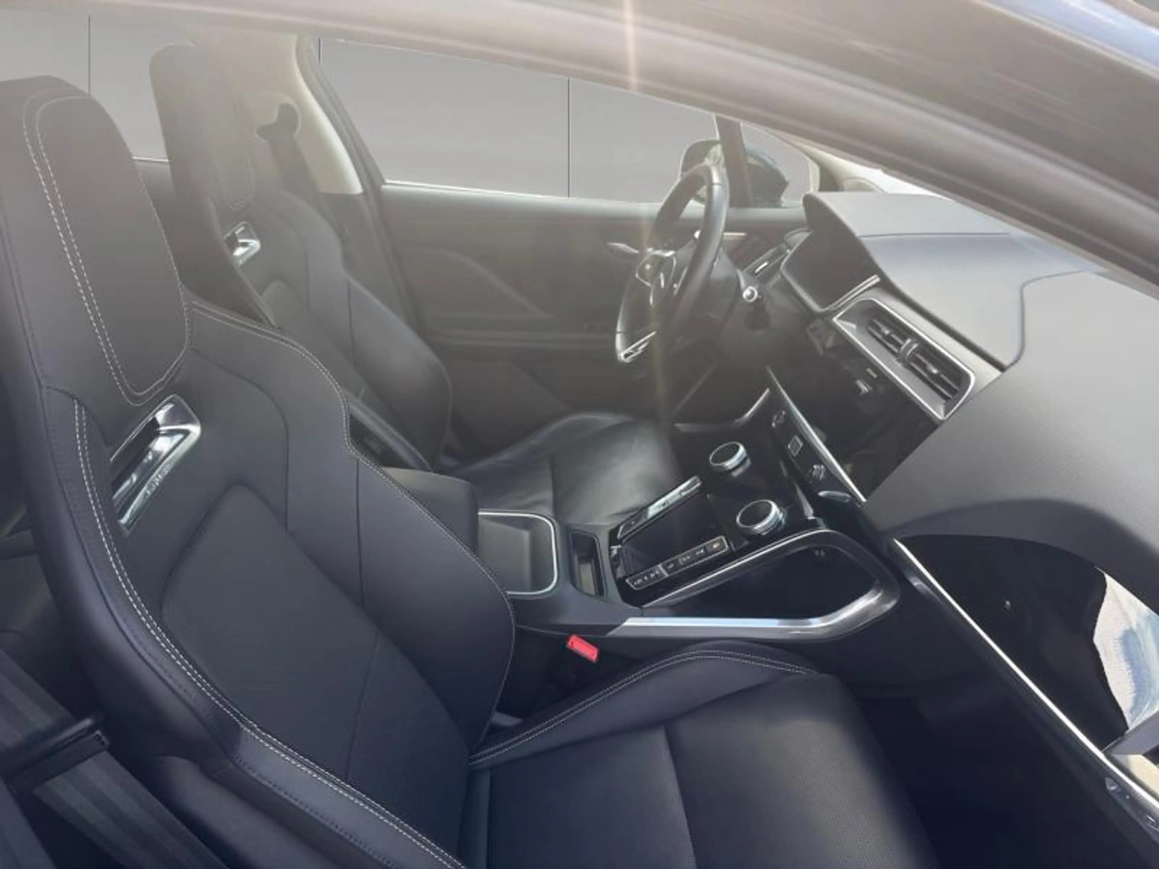Jaguar I-Pace EV400 HSE 2 YEARS WARRANTY — photo 3