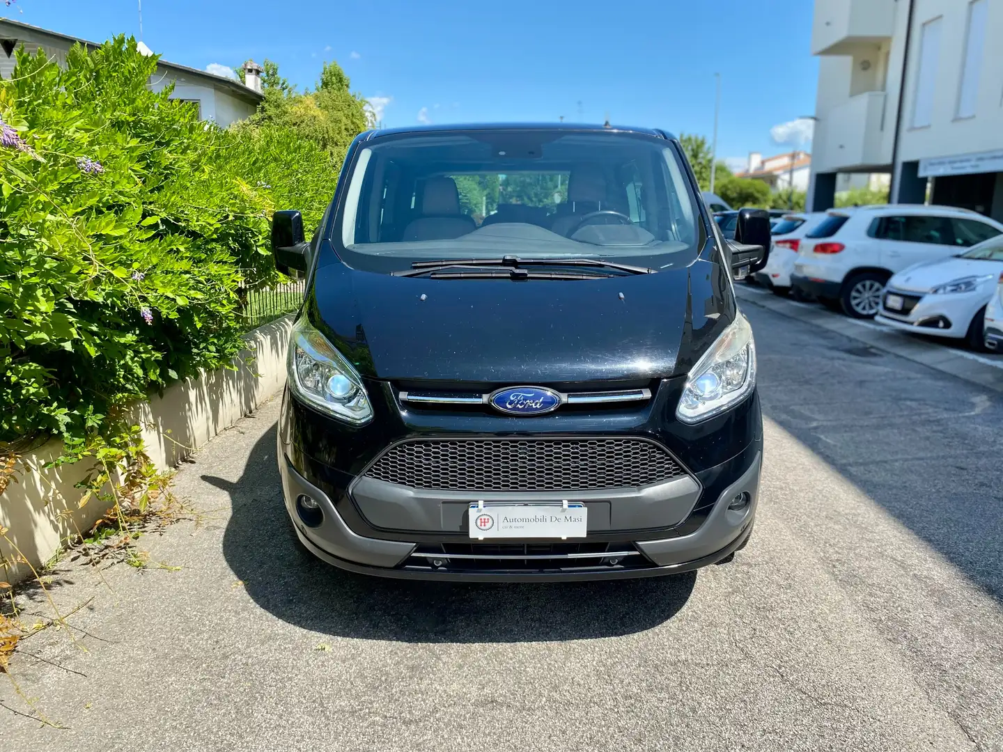 Ford Tourneo Custom 2.0d TITANIUM 170cv Noir - 2
