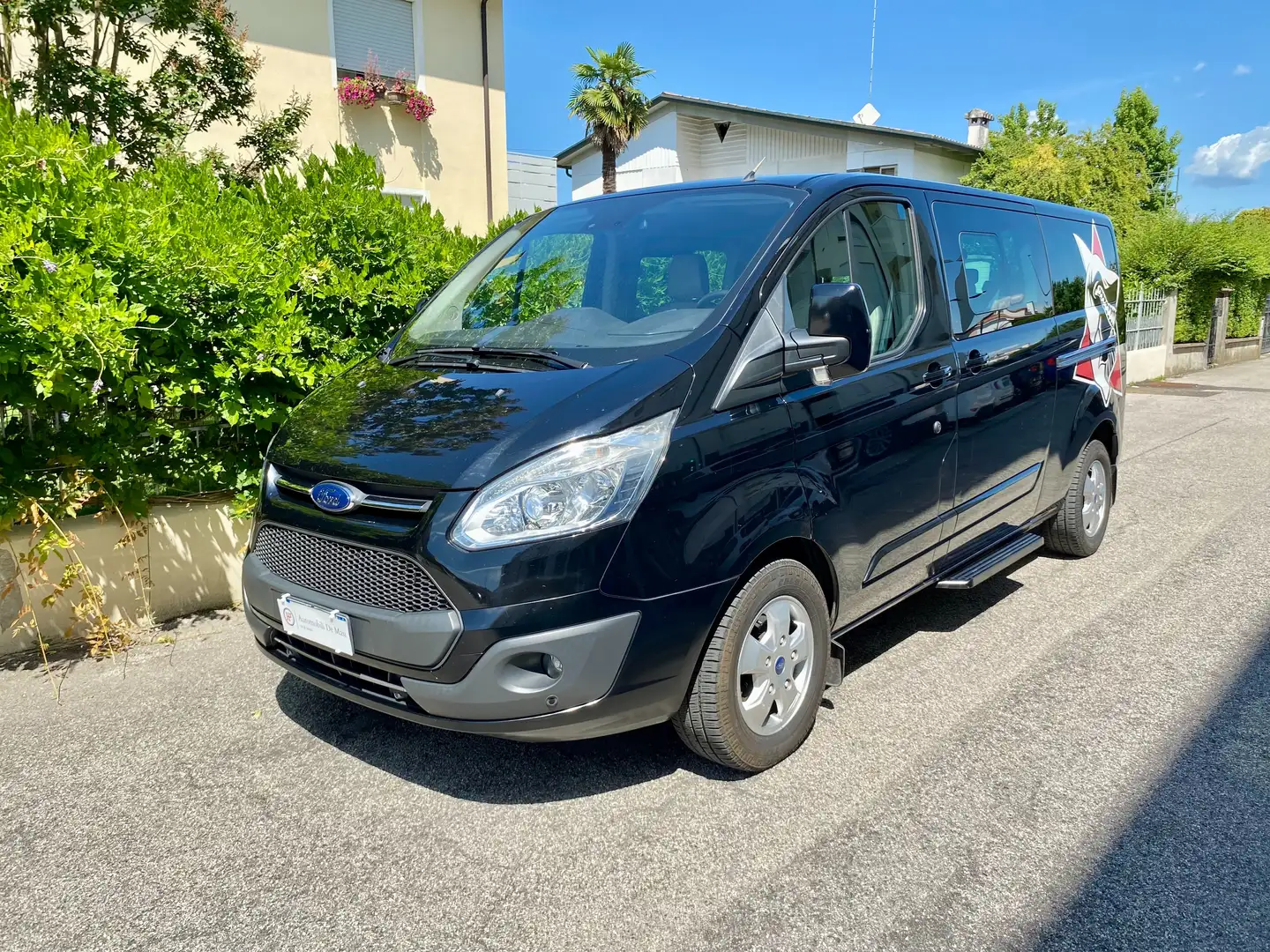 Ford Tourneo Custom 2.0d TITANIUM 170cv Noir - 1