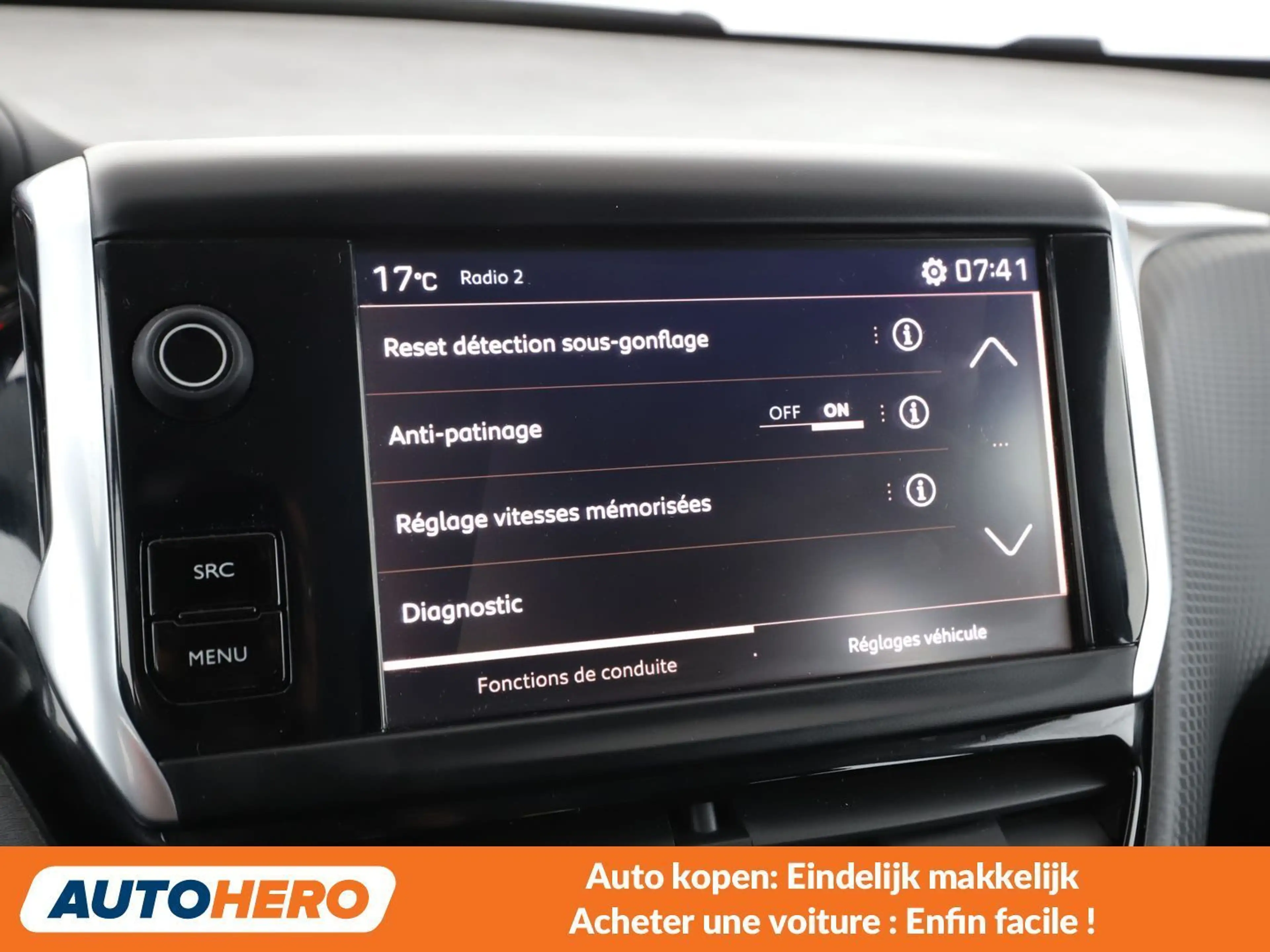 Peugeot 2008 1.2 e-VTi Active — photo 9