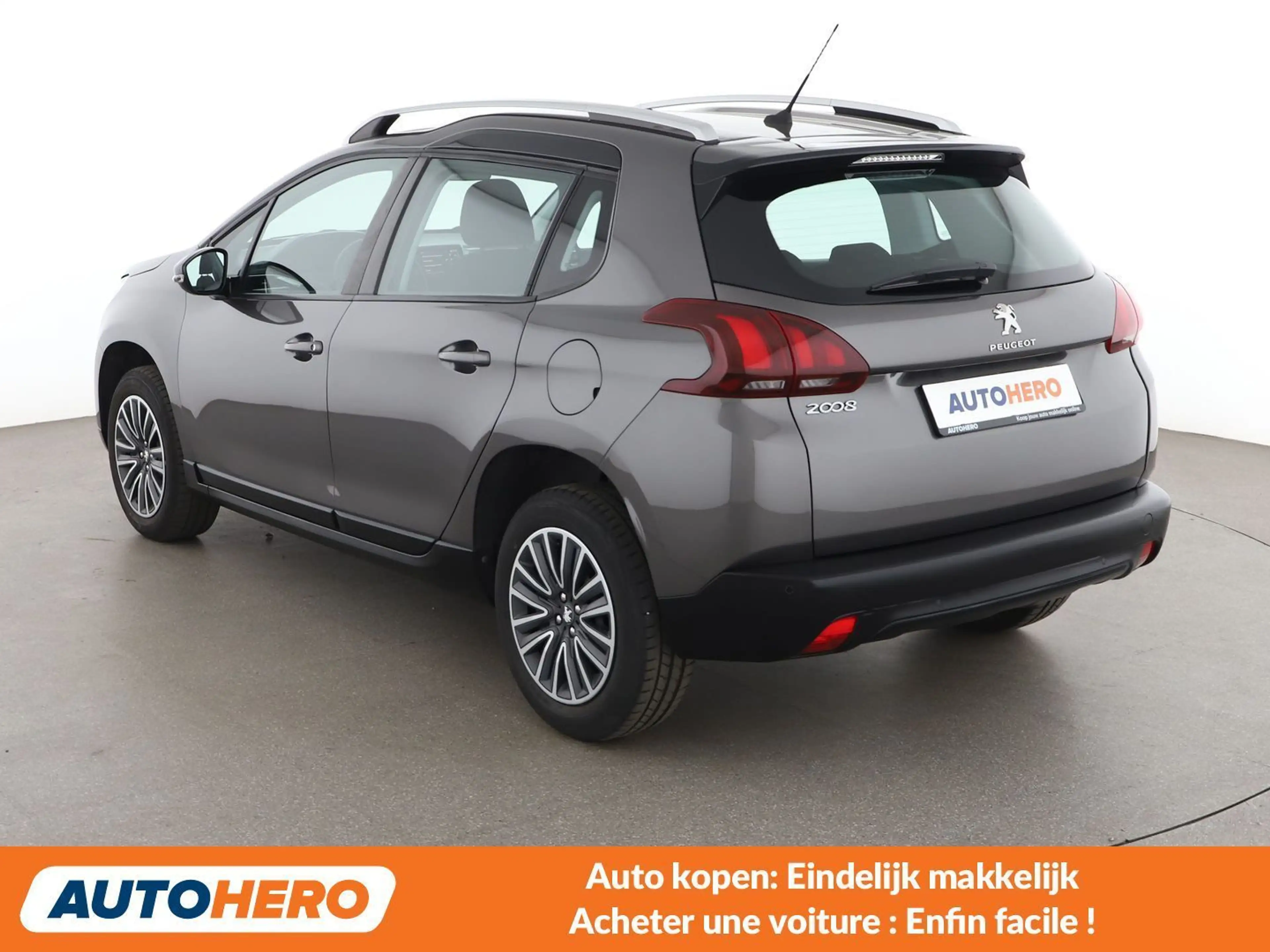 Peugeot 2008 1.2 e-VTi Active — photo 4