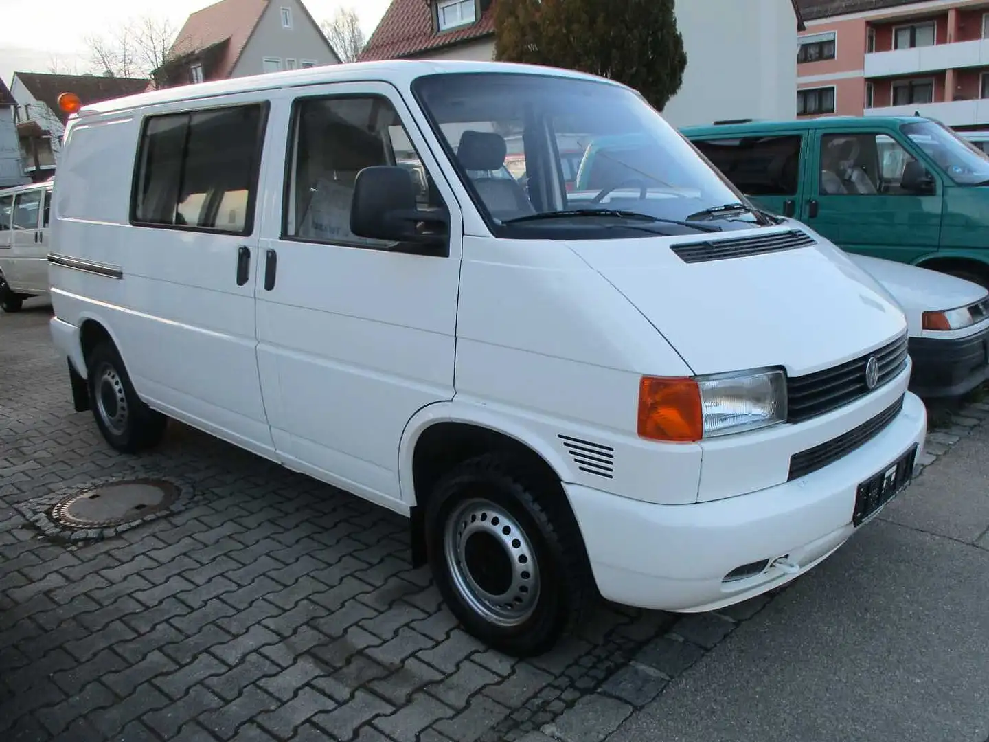 Volkswagen T4 Bus Syncro 2,5 Benziner, original 14100km Blanco - 2