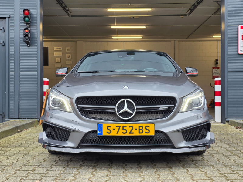 Mercedes-Benz CLA 45 AMG 4MATIC Edition 1 / PANO / CARPLAY / CAMERA / ALCAN — photo 9